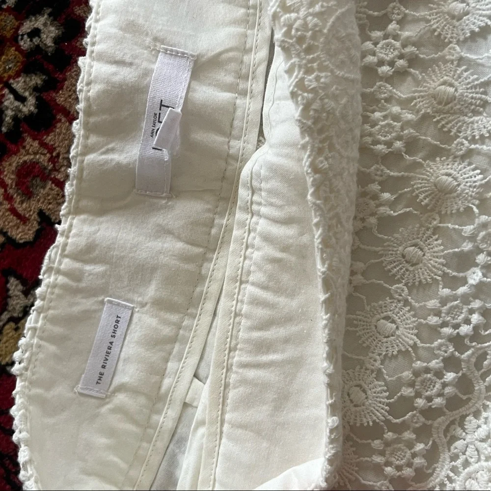 Anne Taylor LOFT Lacey shorts - Picture 3 of 6